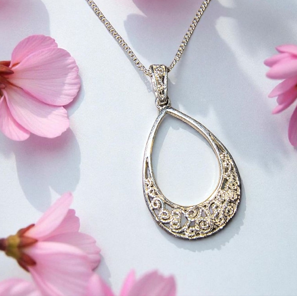 Sterling Silver Teardrop Pendant with Delicate Wire Filigree